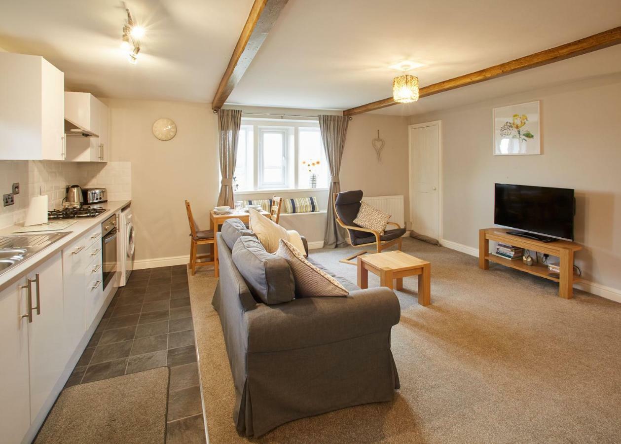 Host & Stay - Cosy Cottage Emley Экстерьер фото